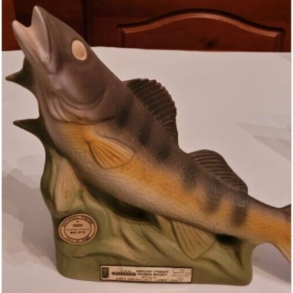 jim beam Accents Vintage 987 Jim Beam Decanter Fishing Hall Of Fame
